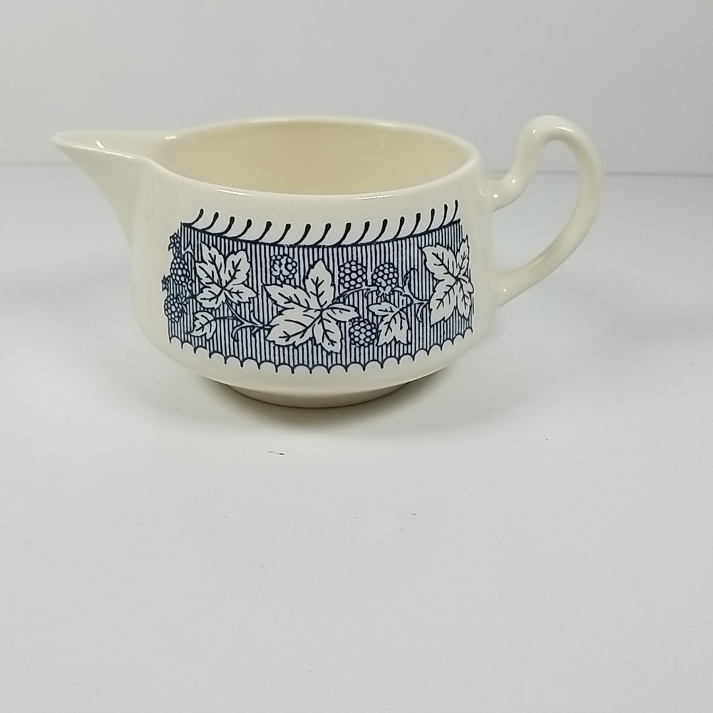 Vintage Homer Laughlin Shakespeare Country Creamer Blue And White Berry Pattern